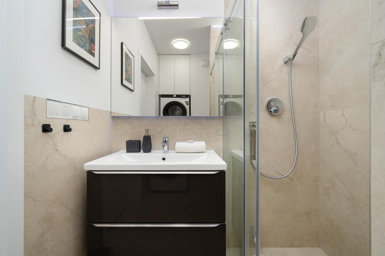 Miedziana Apartment Wrocław by Renters Zewnętrze zdjęcie